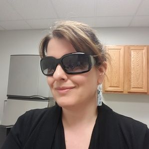 Meet your Posher, Sherry